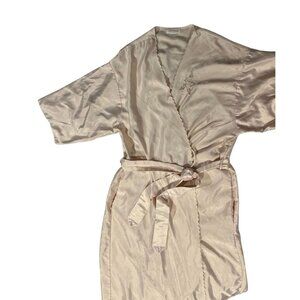 Vintage Barbizon Pink Satin Wrap Robe With Embroidered Floral Detail & Scalloped